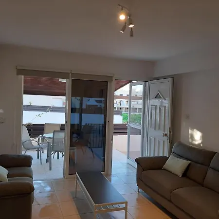 Apartman Chara Court